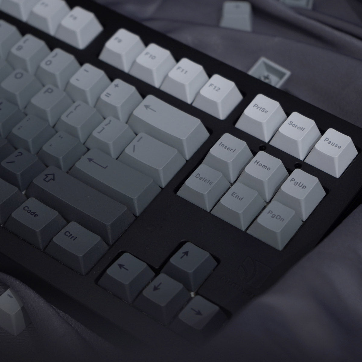 Gradient Grey Keycap Set, Cherry Profile, Dye Sub PBT Key Cap