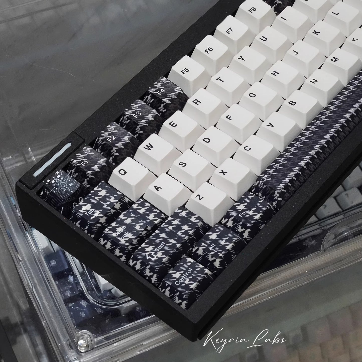 Keyria Labs Checkered Coat Cute Keycap Set, Cherry Profile, Dye Sub PBT Key Cap