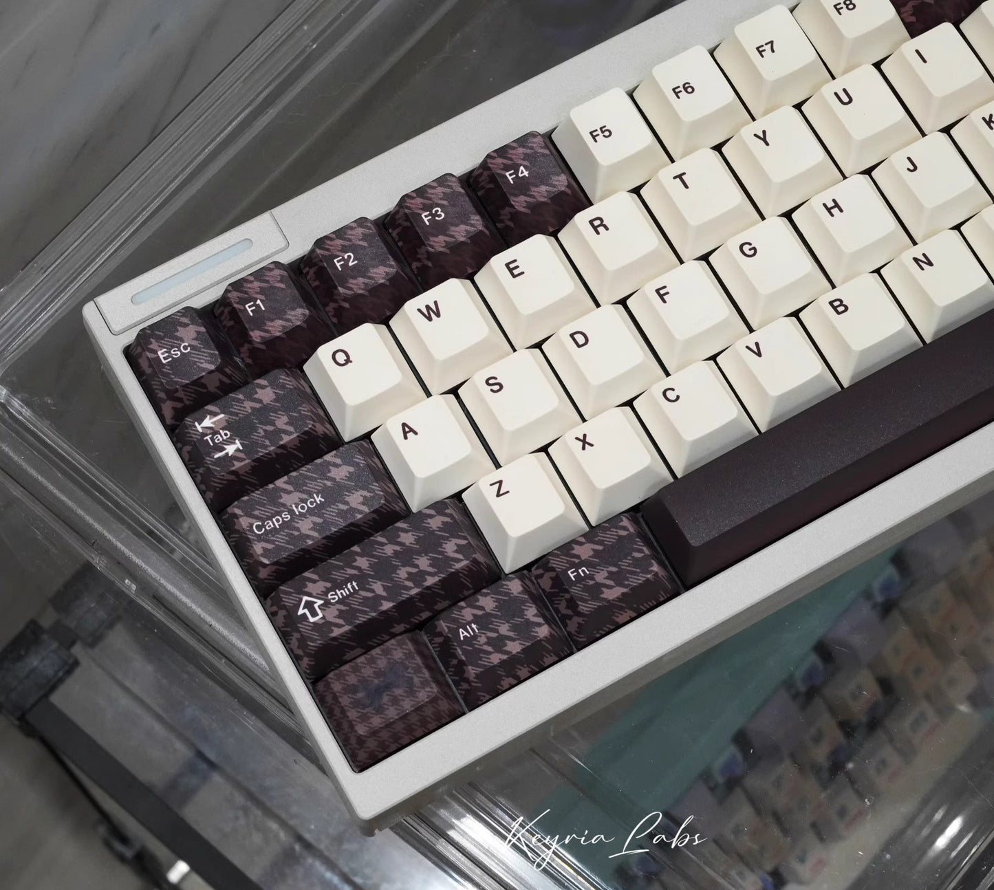 Keyria Labs Checkered Coat Cute Keycap Set, Cherry Profile, Dye Sub PBT Key Cap