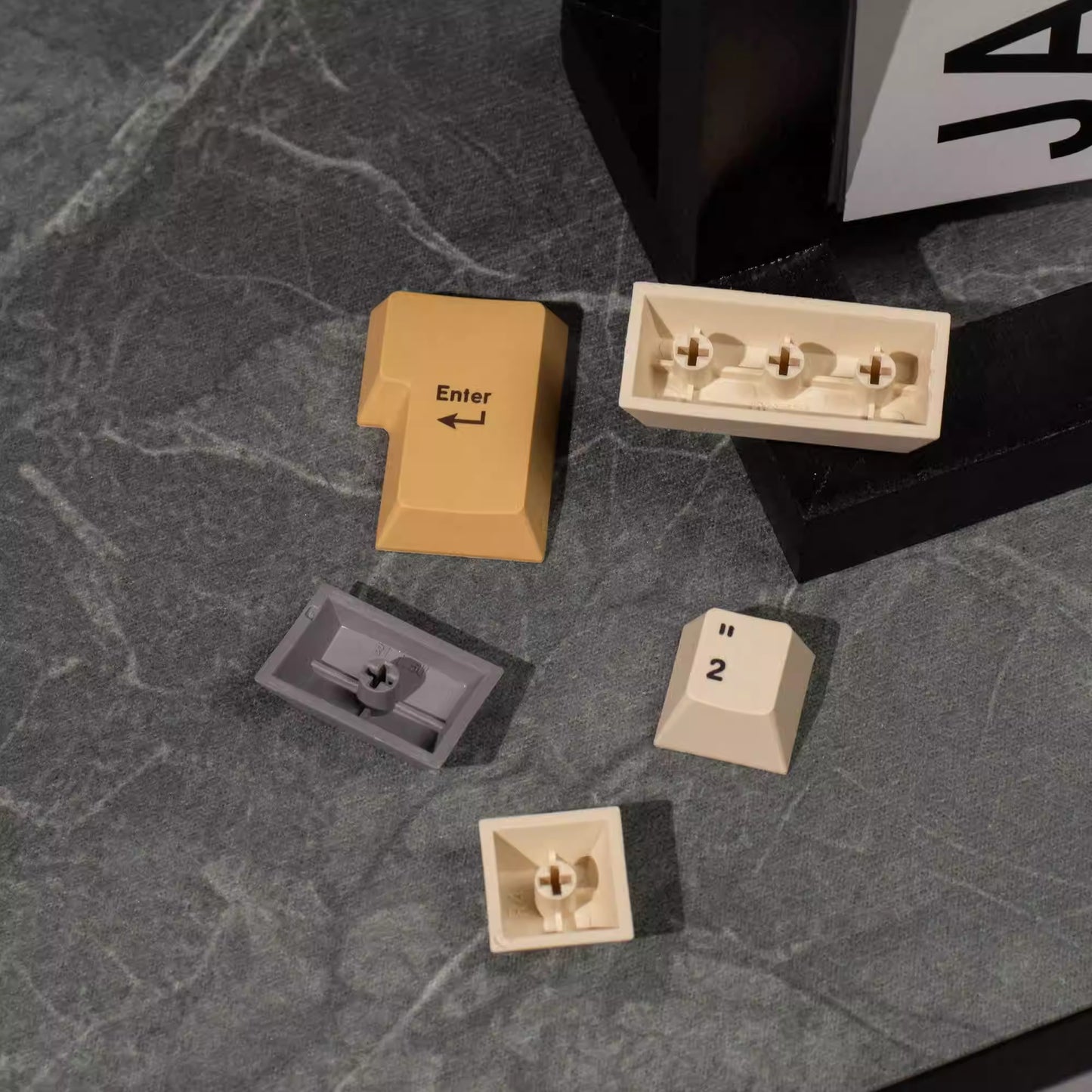 Desert Keycap Set, Cherry Profile, Dye Sub PBT Key Cap