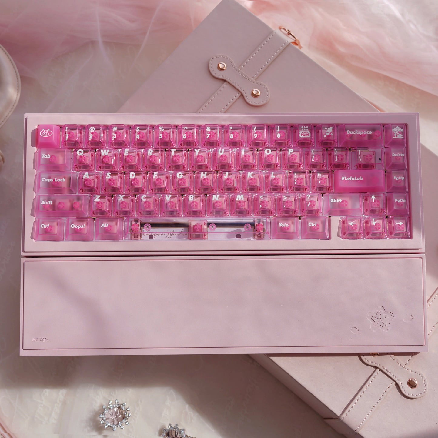 ESU67 HE Magnetic Gaming / Mechnical Keyboard - Pink