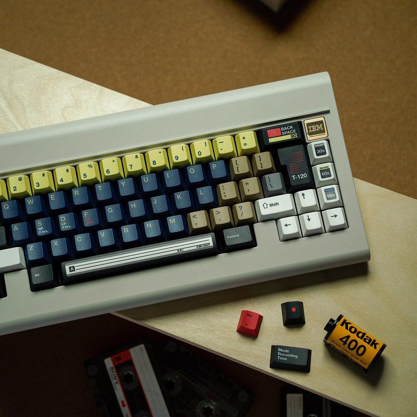 Recorder R-120 Keycap Set, Cherry Profile, Dye Sub PBT Key Cap