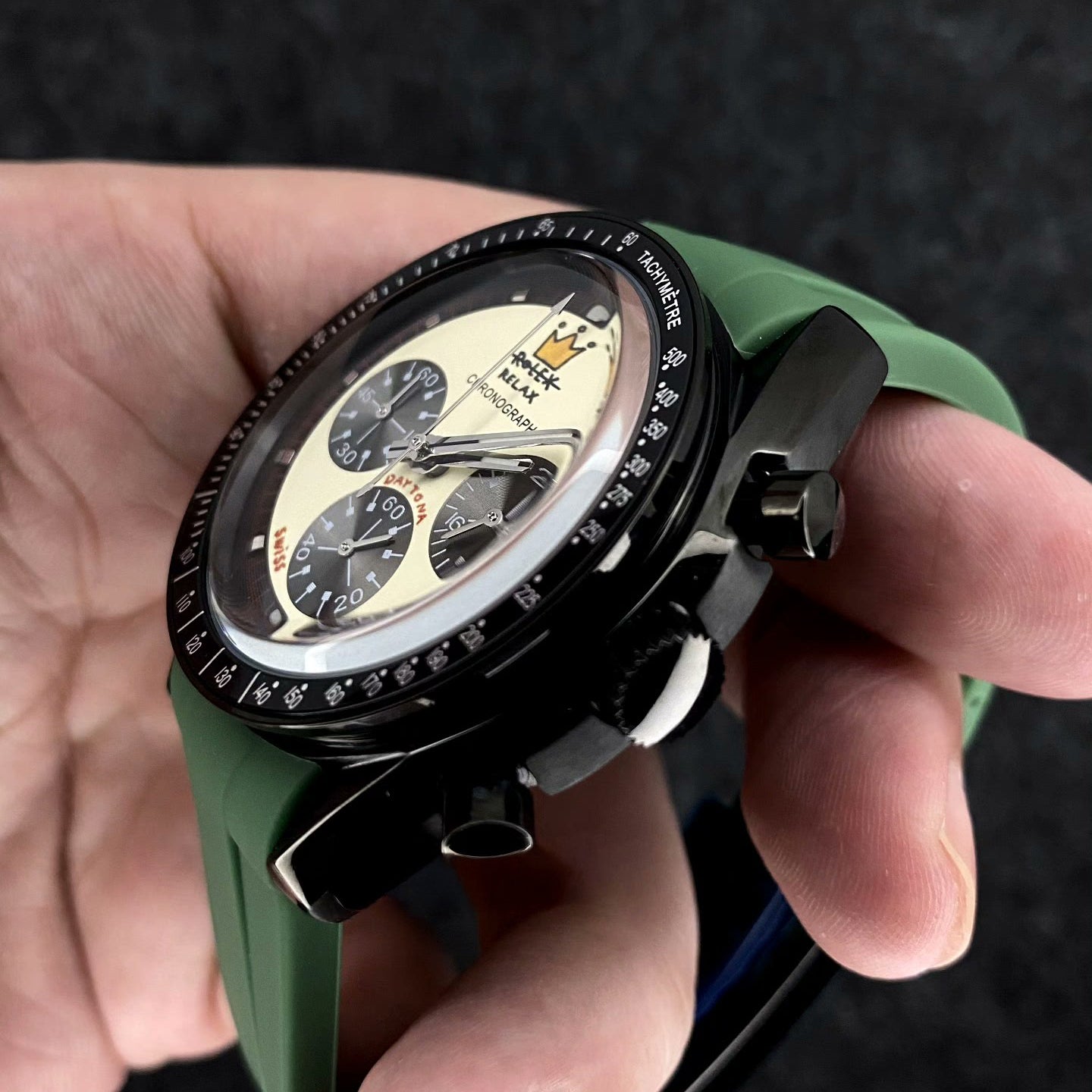 Relax Watch Mod (Black/Green) - Chronograph / Steel Case