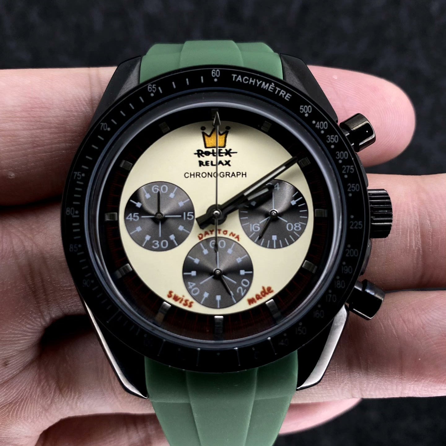 Relax Watch Mod (Black/Green) - Chronograph / Steel Case