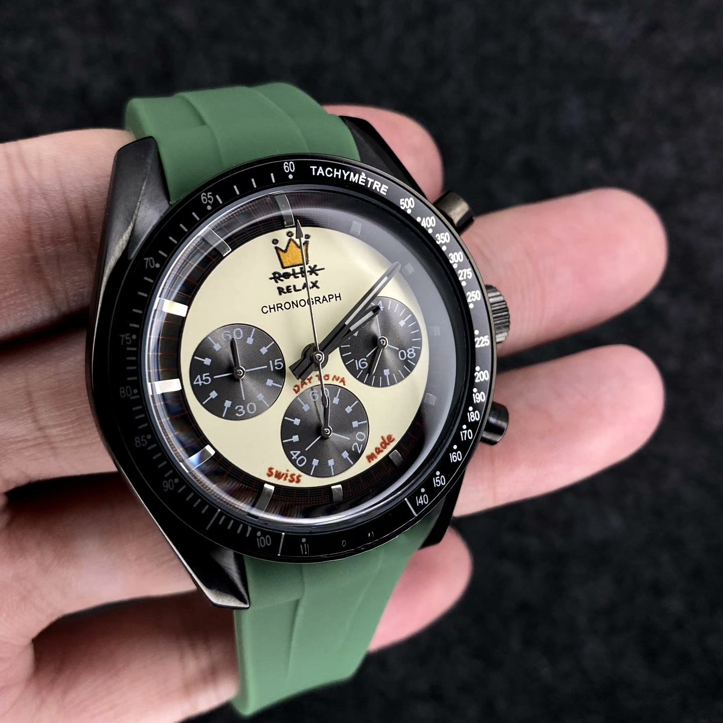 Relax Watch Mod (Black/Green) - Chronograph / Steel Case
