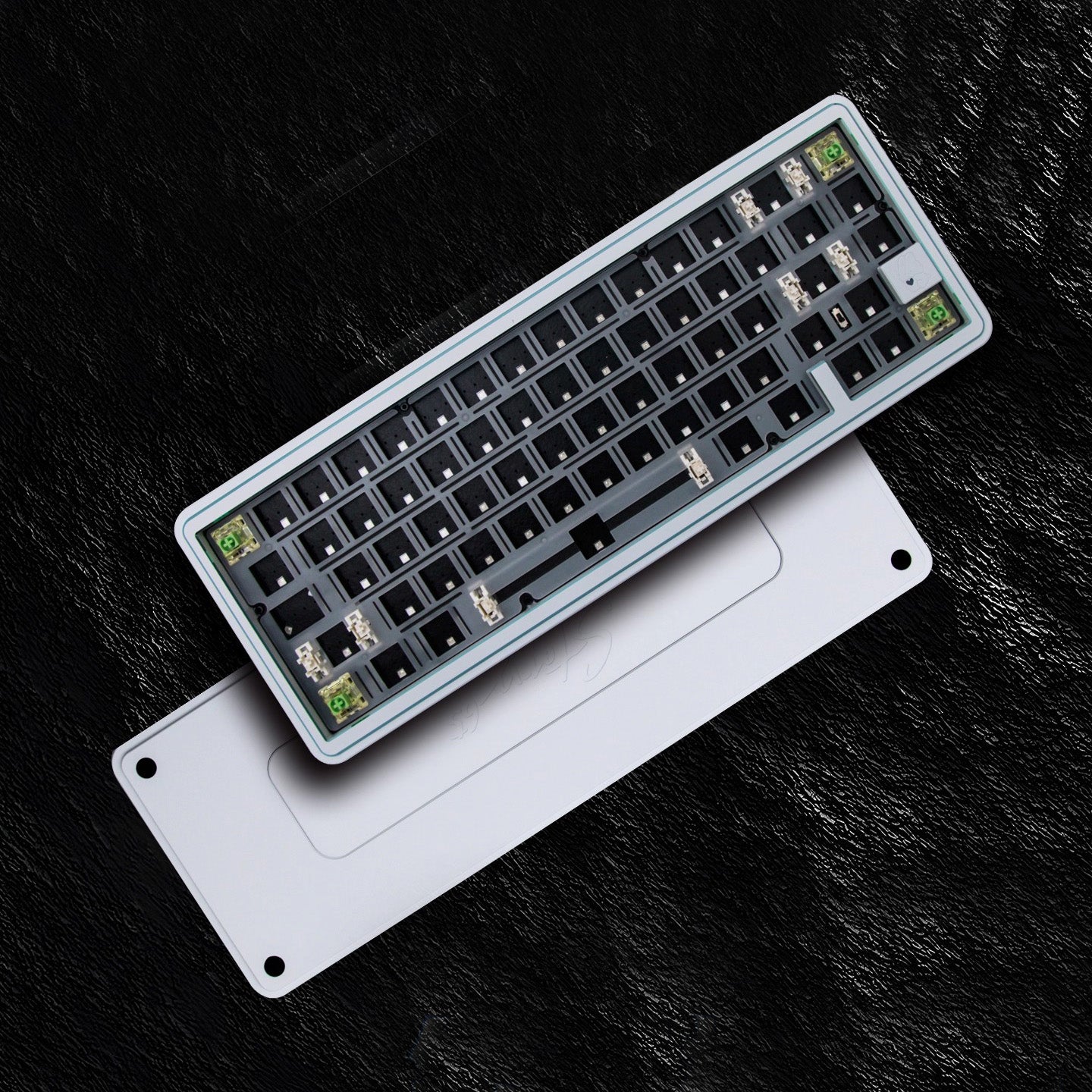 Story65 R3 Aluminum Mechanical Wireless Keyboard Barebone