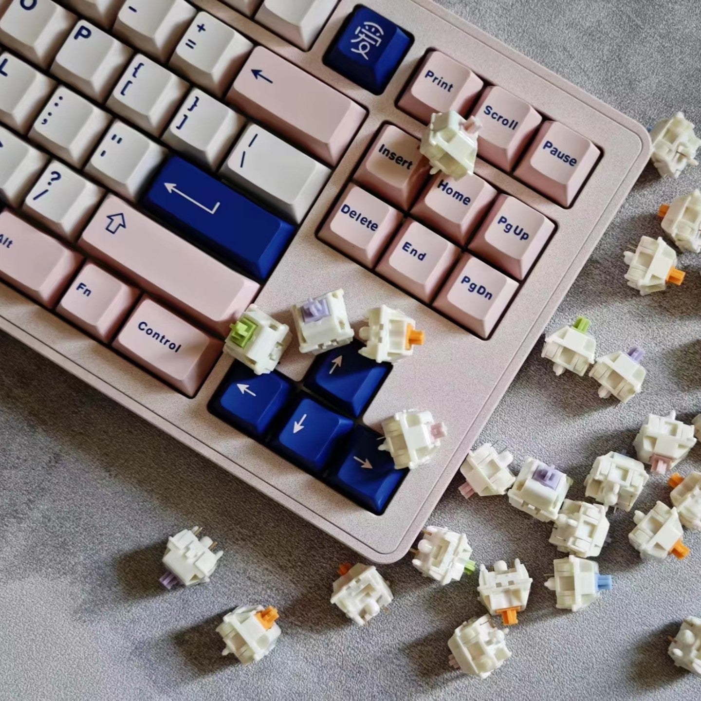 Aifei Blue on Pink (BOP) Keycap Set, Cherry Profile, Double Shot ABS Key Cap