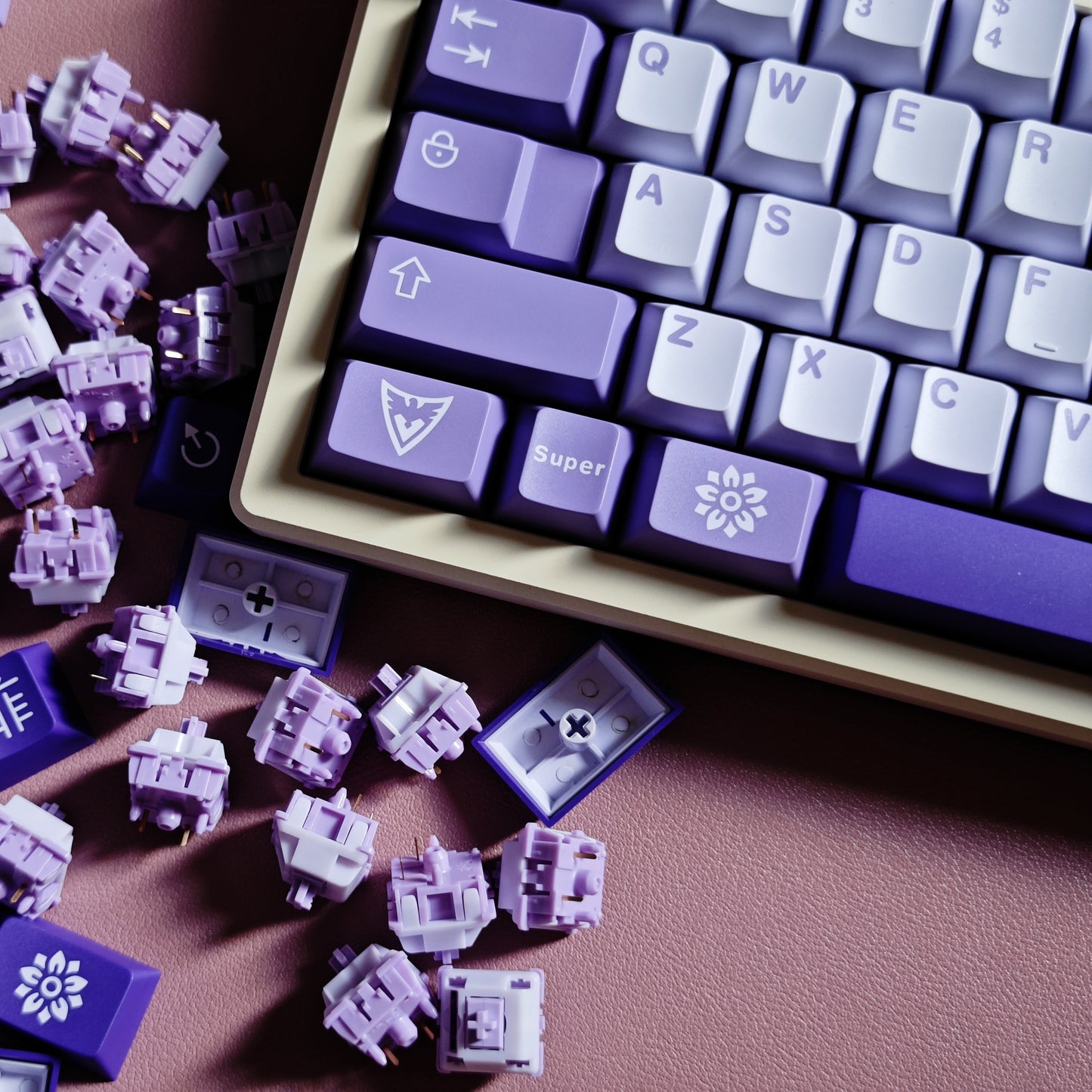 Aifei Emilia Keycap Set, Cherry Profile, Double Shot ABS Key Cap
