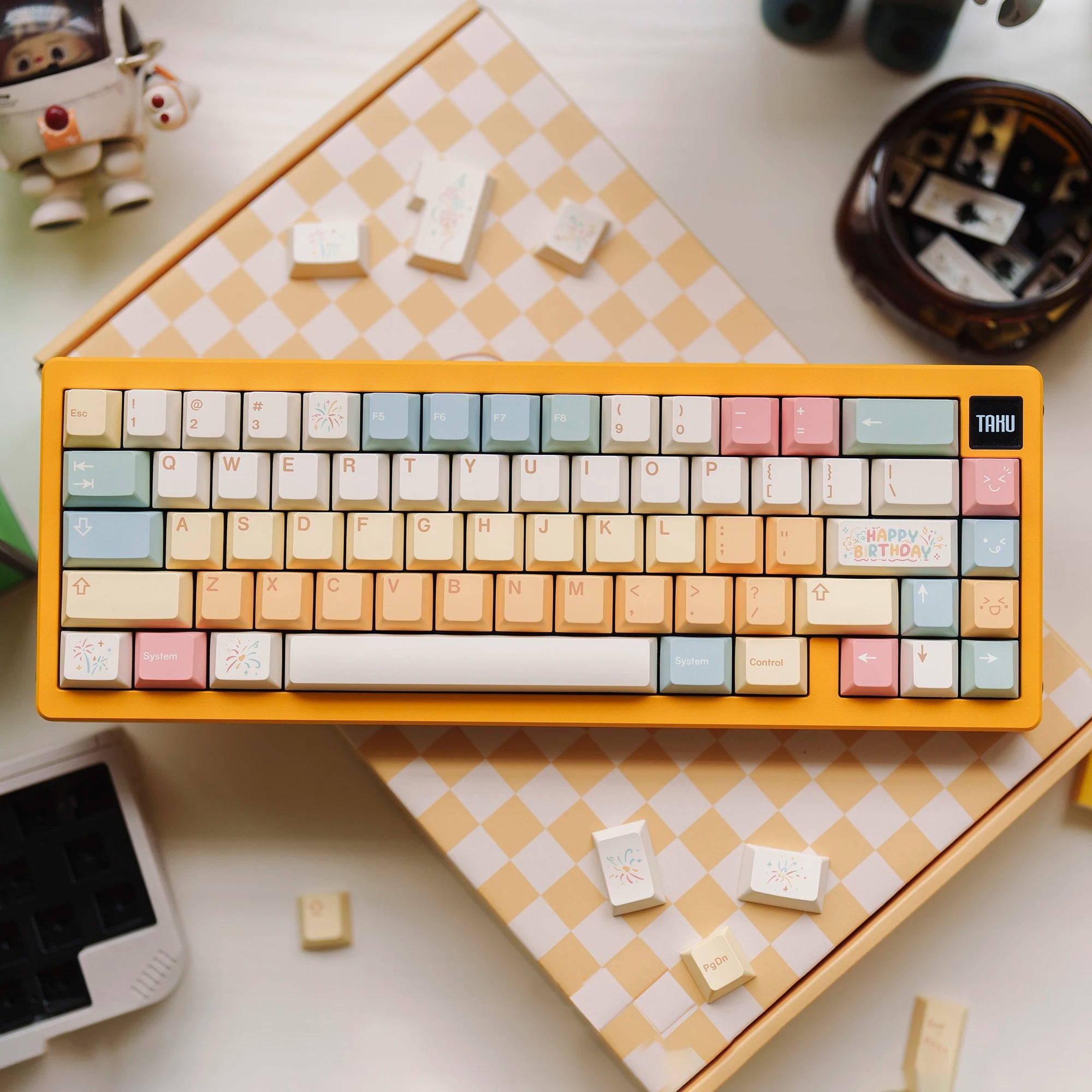 Candy Box Cute Keycap Set, Cherry Profile, Dye Sub PBT Key Cap – Nouvolo