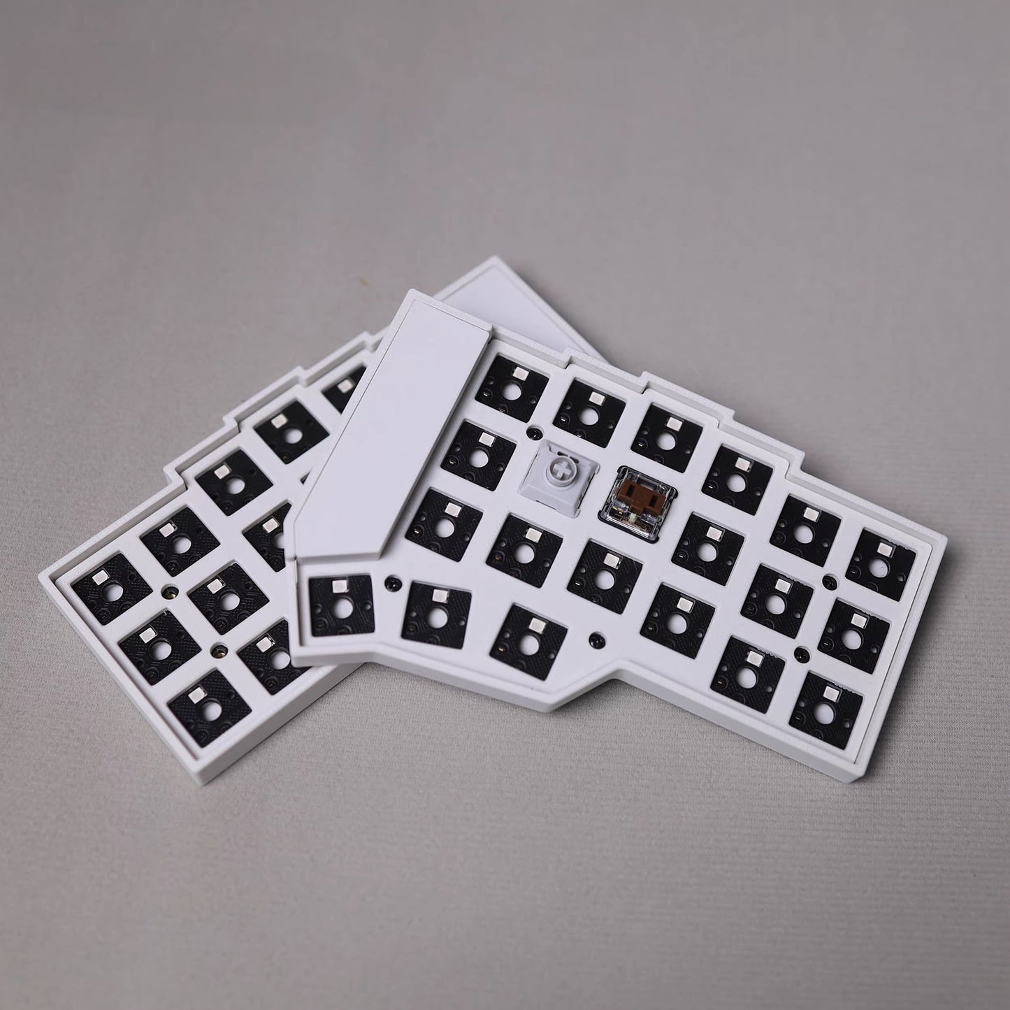 Corne Low Profile Split Keyboard Barebone