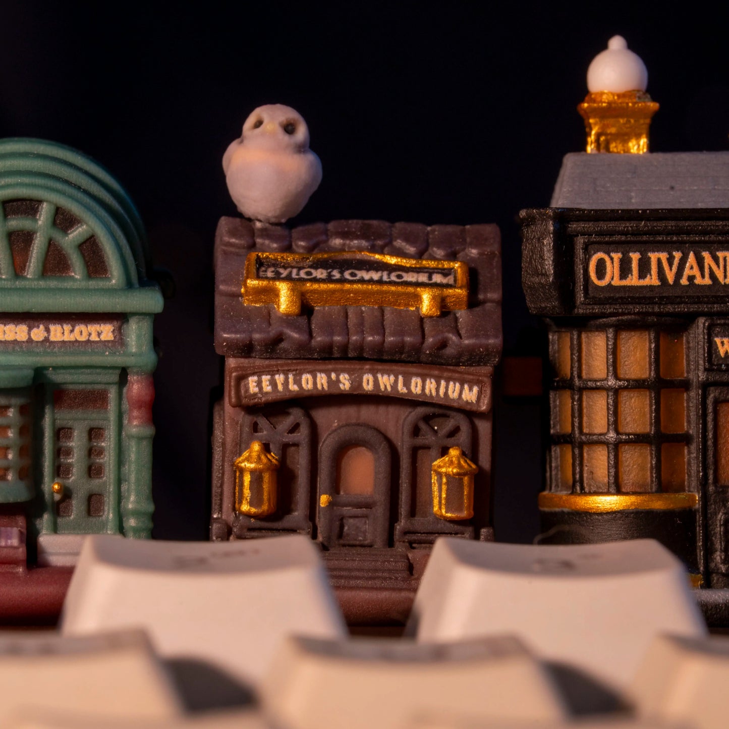 Harry Potter Dragon Alley Artisan Keycaps