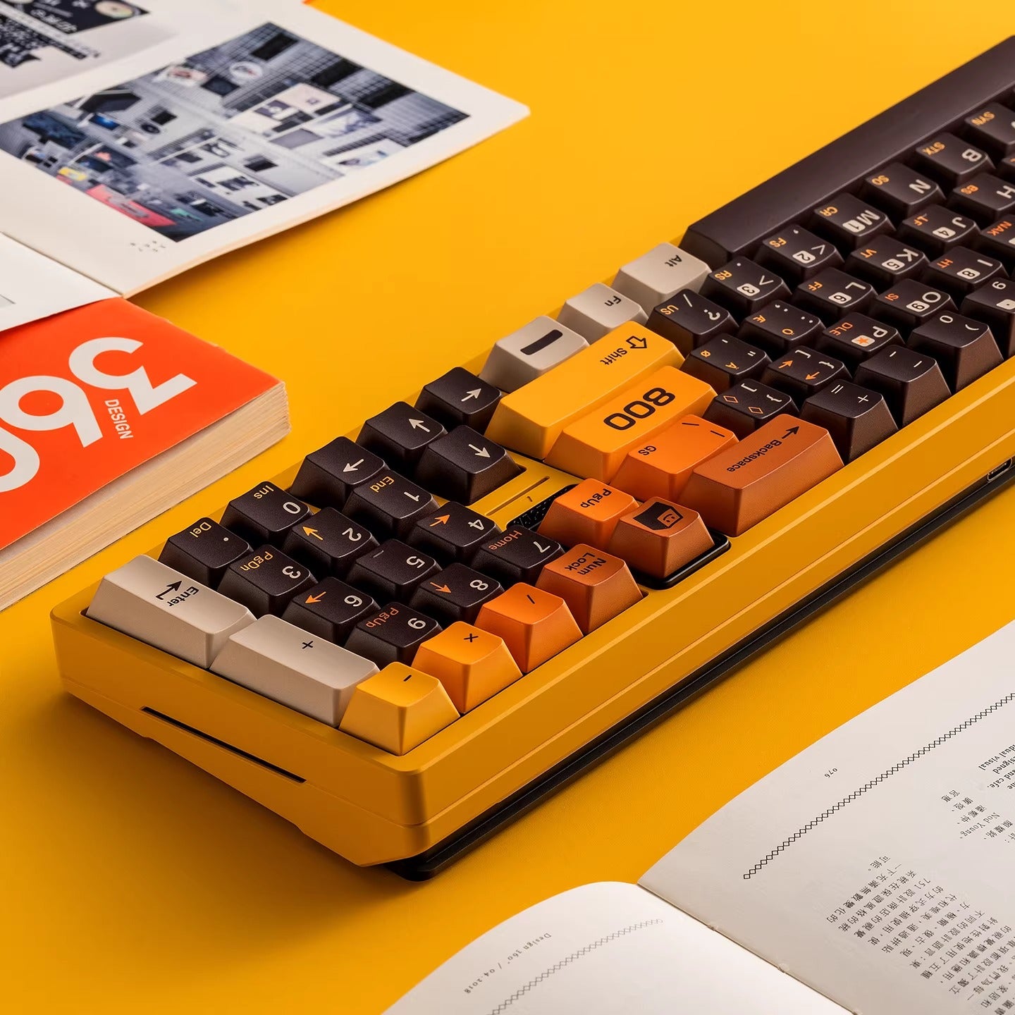 FBB Retro 800 Keycap Set, Cherry Profile, Dye Sub PBT