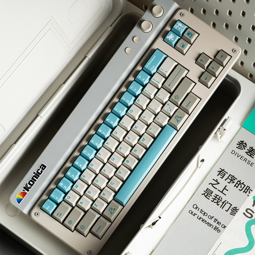 FBB Retro Snow Blue Keycap Set, Cherry Profile, Dye Sub PBT