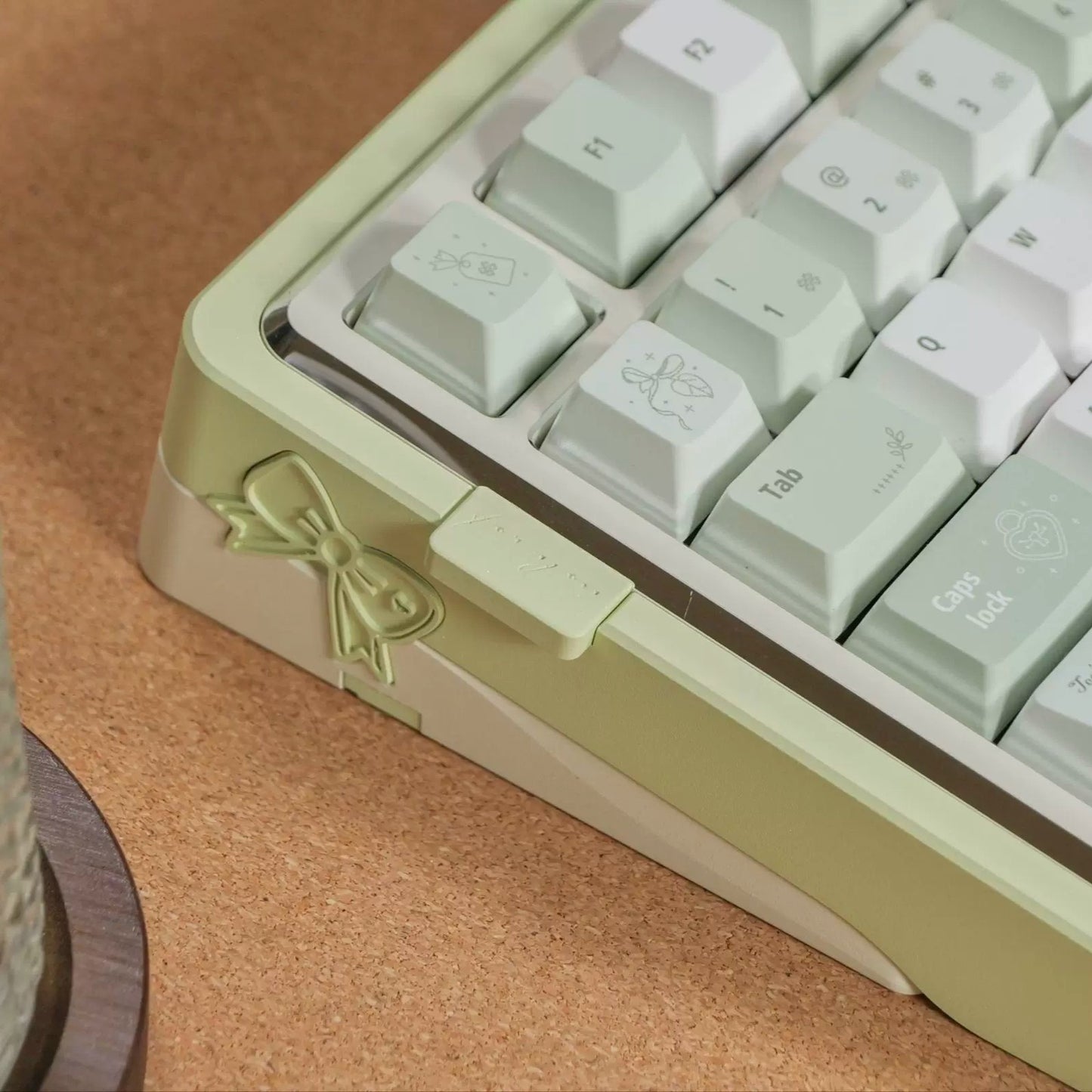 Gift80 Mechanical Keyboard with LCD Screen