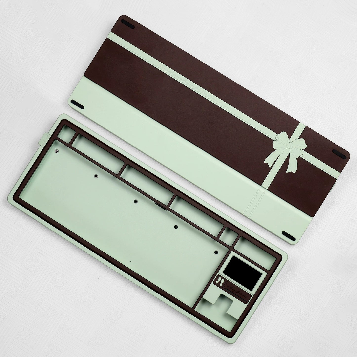 Gift80 Mechanical Keyboard Barebone with LCD Screen