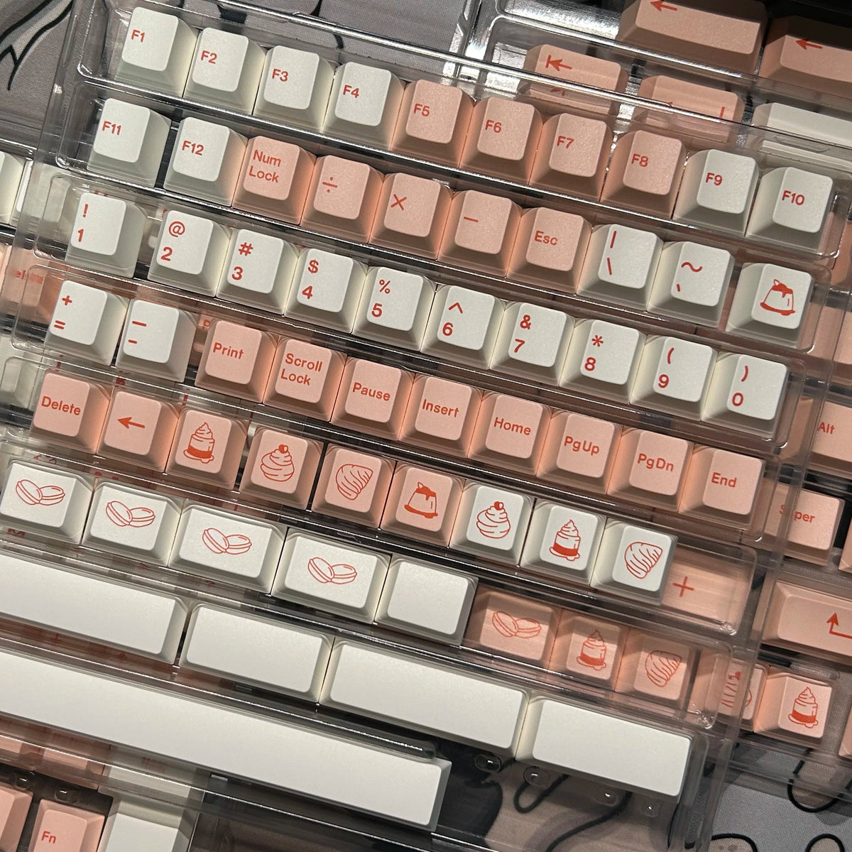GMK Pâtisserie Keycap Set, Cherry Profile, Dye Sub PBT Key Cap