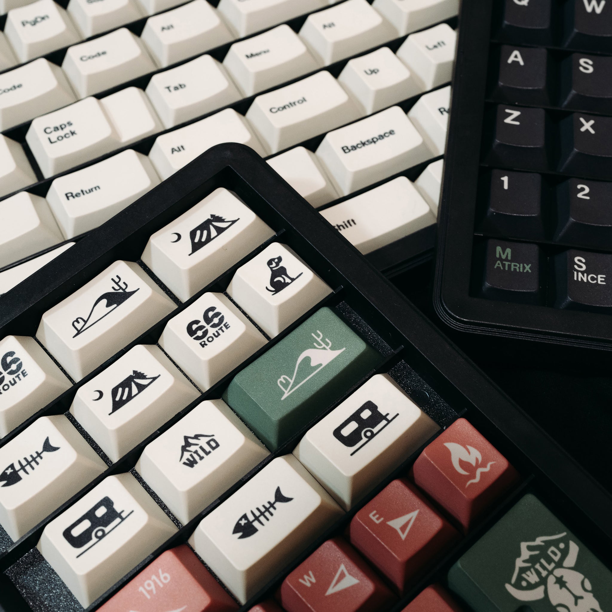 GMK Wild Keycap Set, Cherry Profile, Dye Sub PBT – Nouvolo