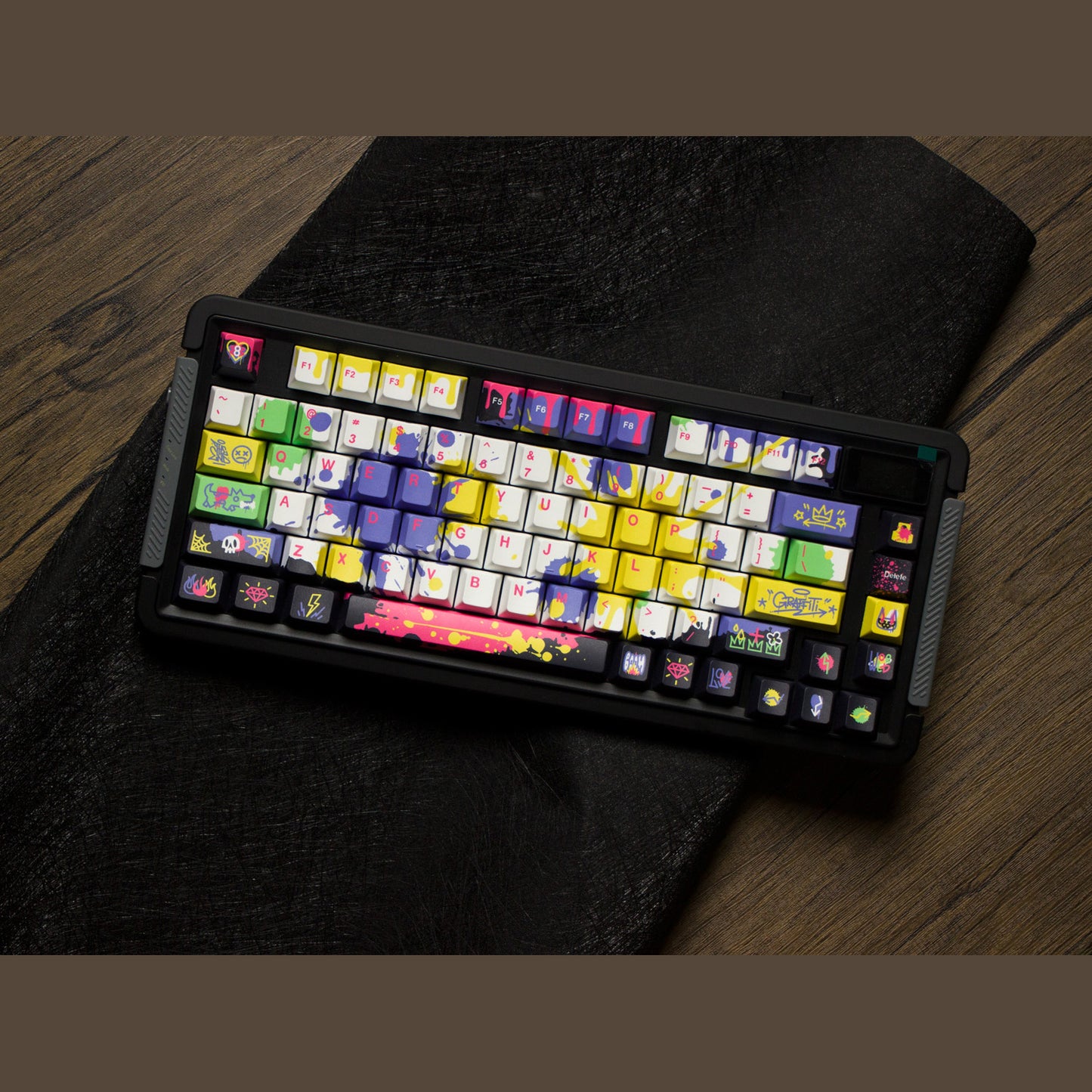 Graffiti Keycap Set, Cherry Profile, Dye Sub PBT Key Cap