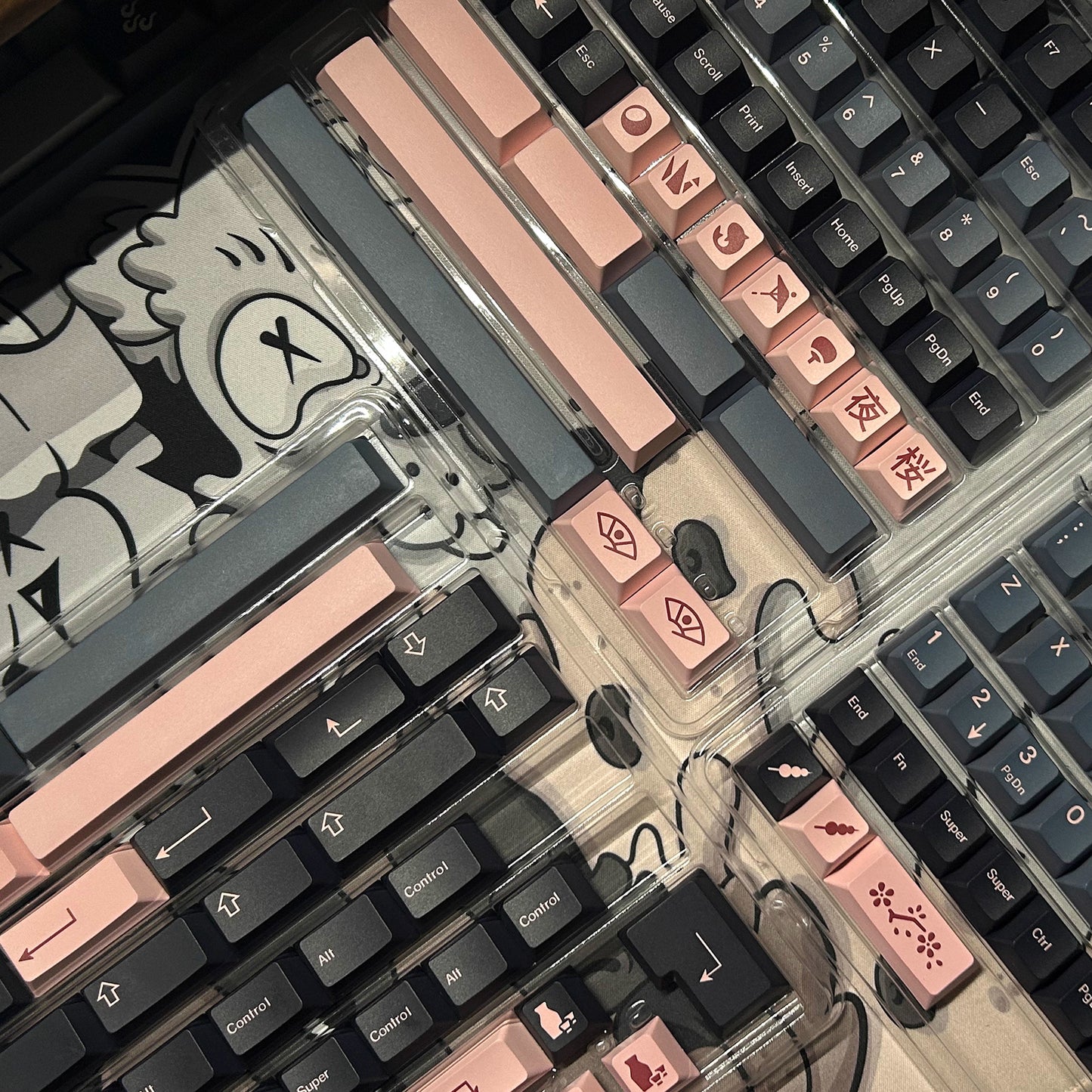 JTK Night Sakura Keycap Set, Cherry Profile, Dye Sub PBT