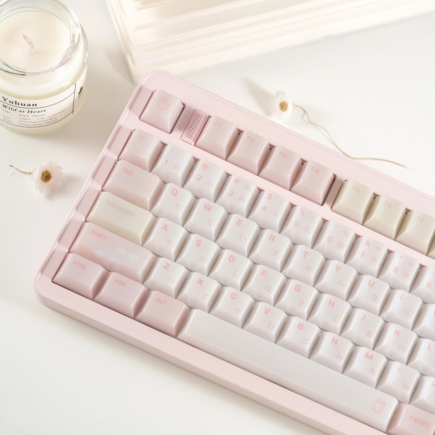 Key Cerberus White Peach Pearlescent Keycap Set, Cherry Profile, Pearlescent Painted
