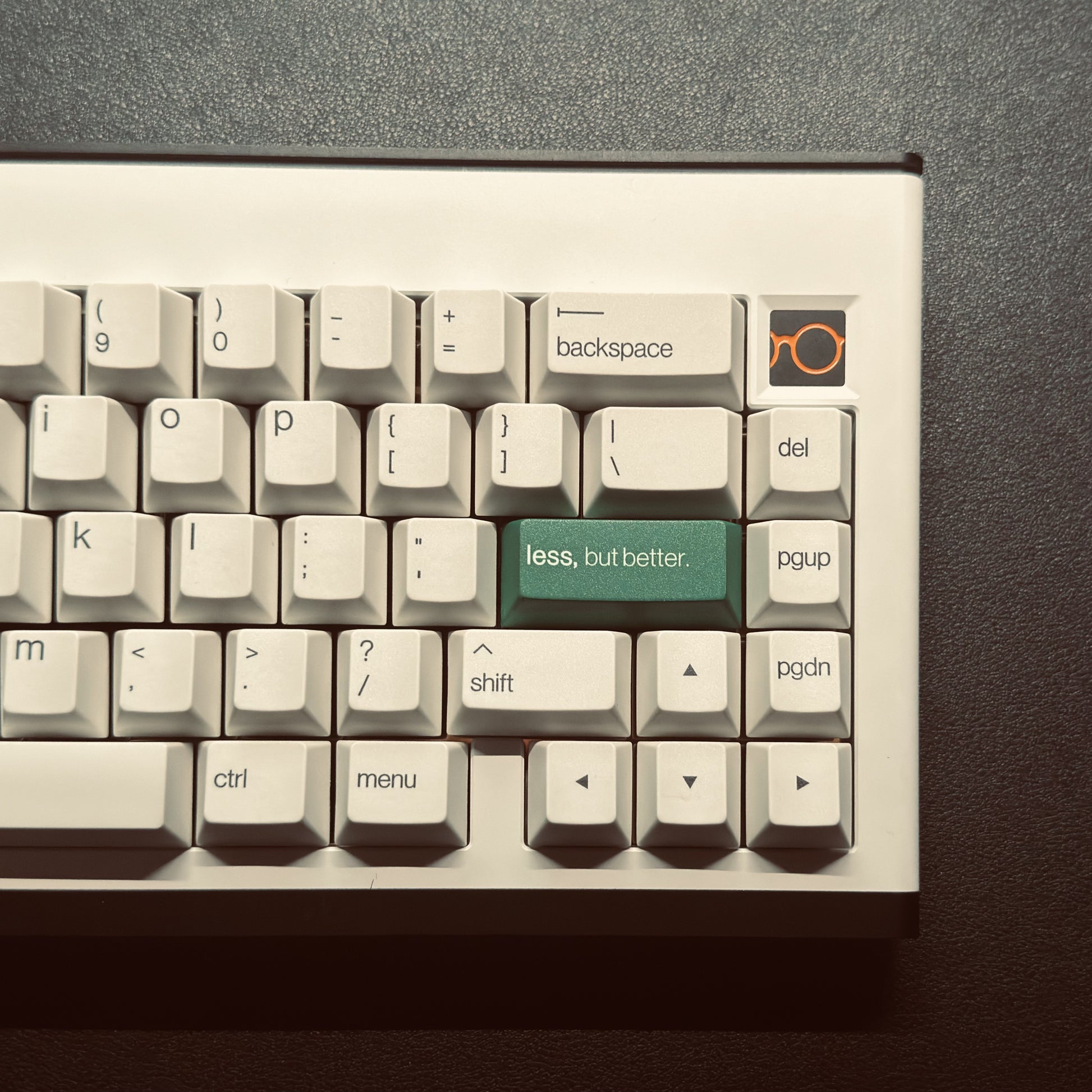 Less But Better Keycap Set, Cherry Profile, Dye Sub PBT – Nouvolo
