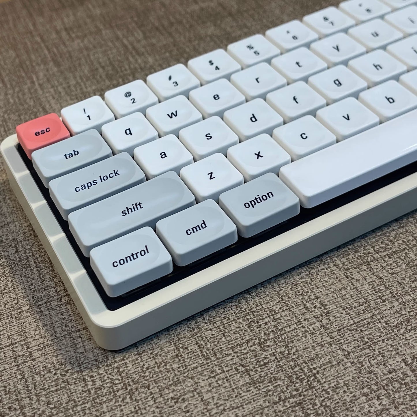 LCK Déjà Vu Theme Low Profile Keycap Set PBT