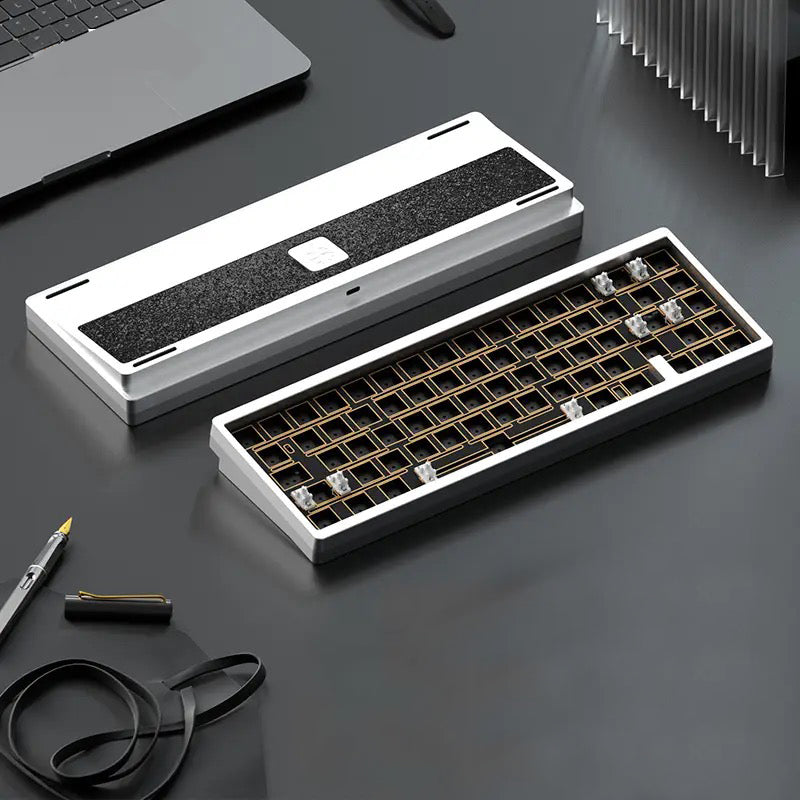 Weikav Lucky65 V2 QMK Aluminum Mechanical Keyboard Barebone