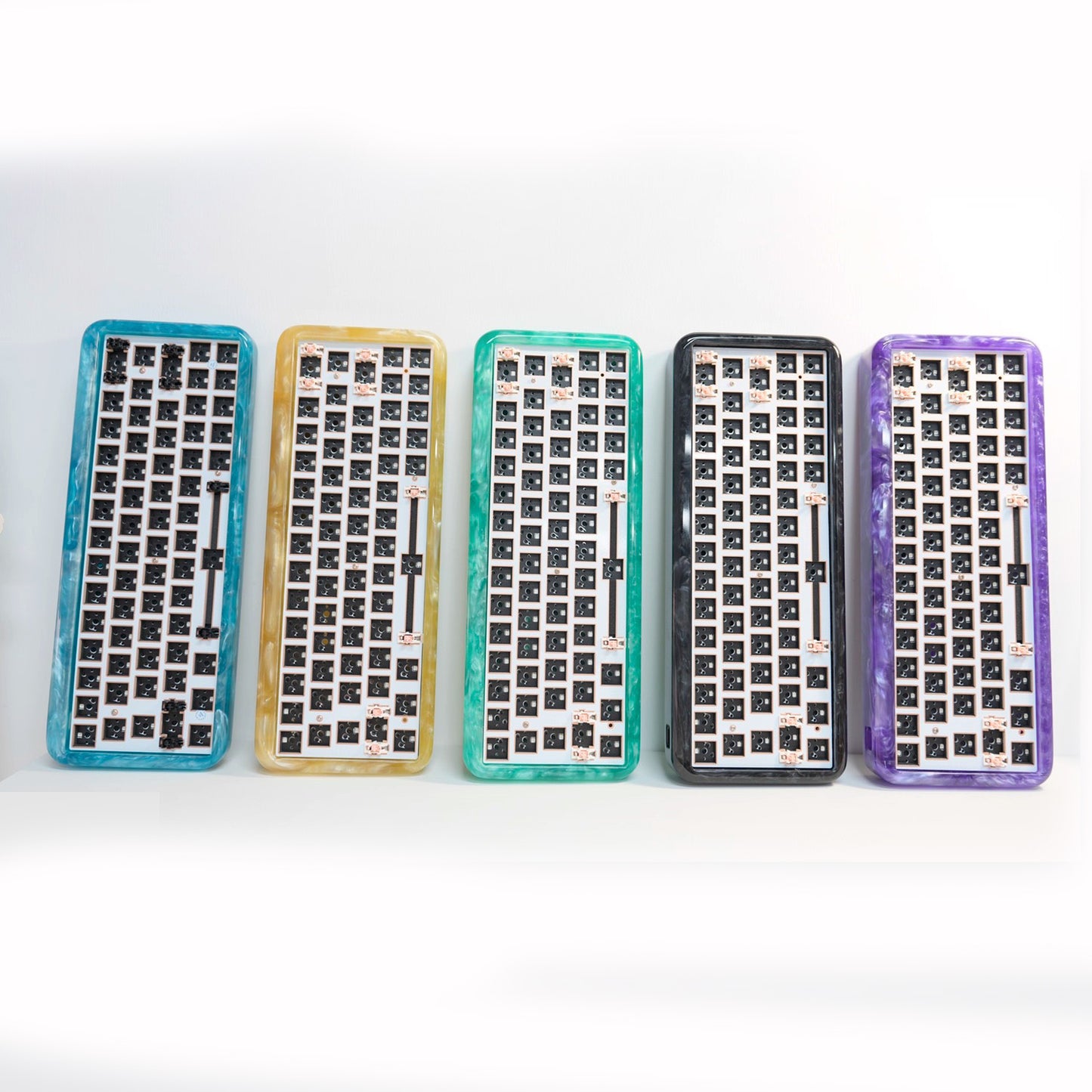 Resin 61/64 Custom Mechanical Keyboard Barebone