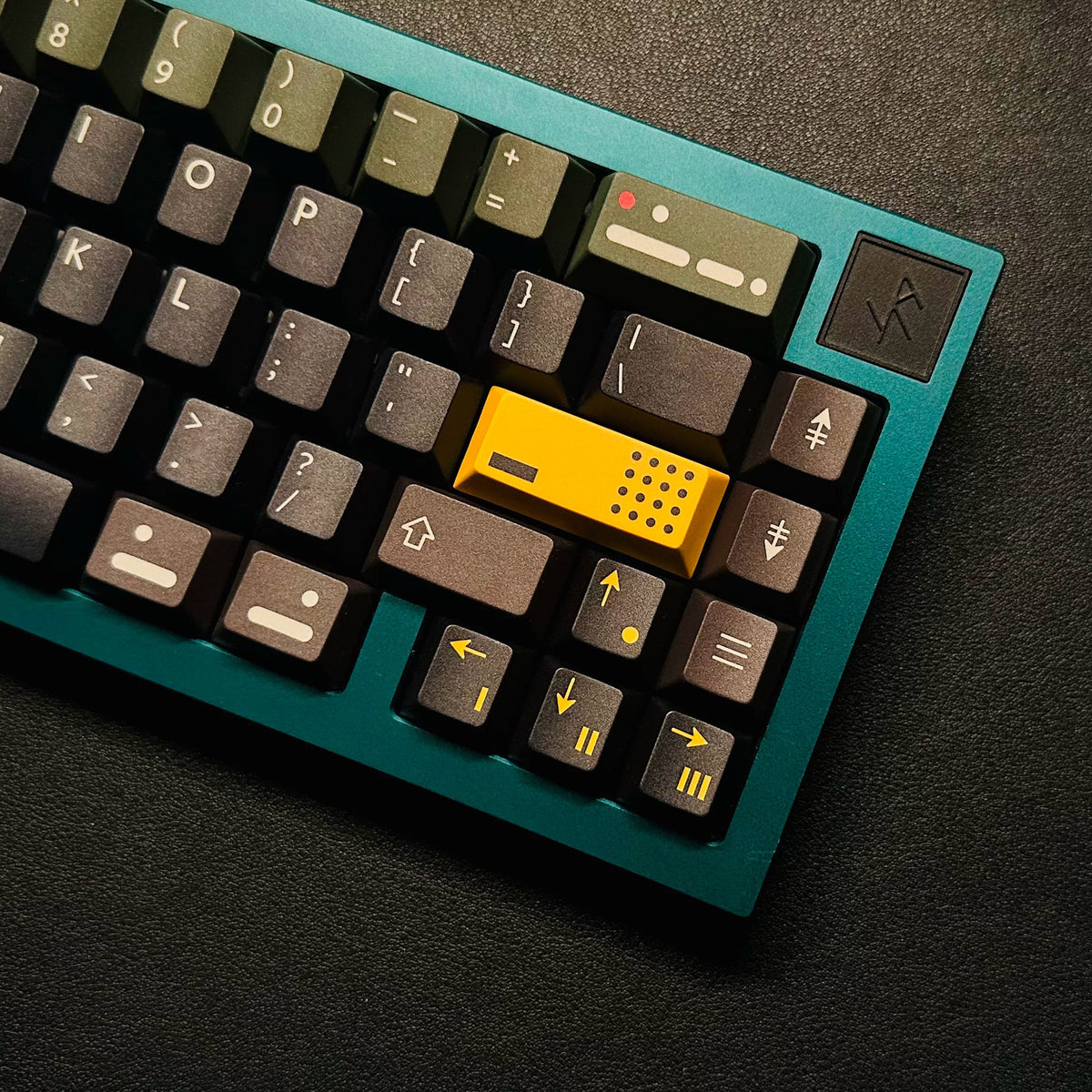 Resonance R1 Keycap Set, Cherry Profile, Dye Sub PBT Key Cap