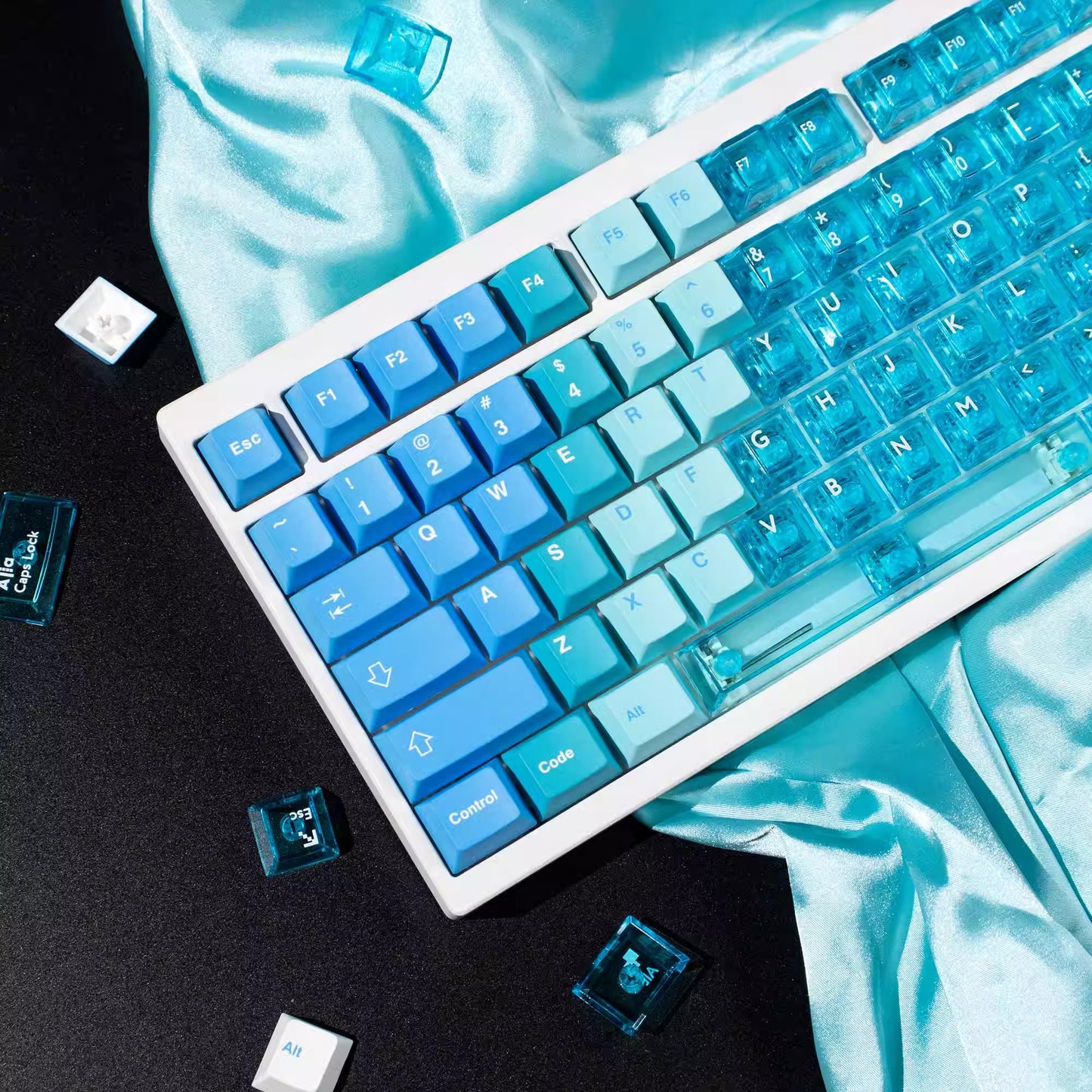 Snow Mountain Keycap Set, Cherry Profile, Dye Sub PBT + Transparent PC