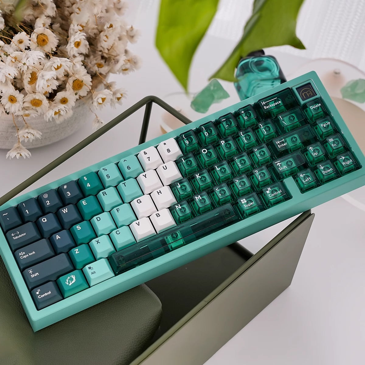 Snow Mountain Keycap Set, Cherry Profile, Dye Sub PBT + Transparent PC