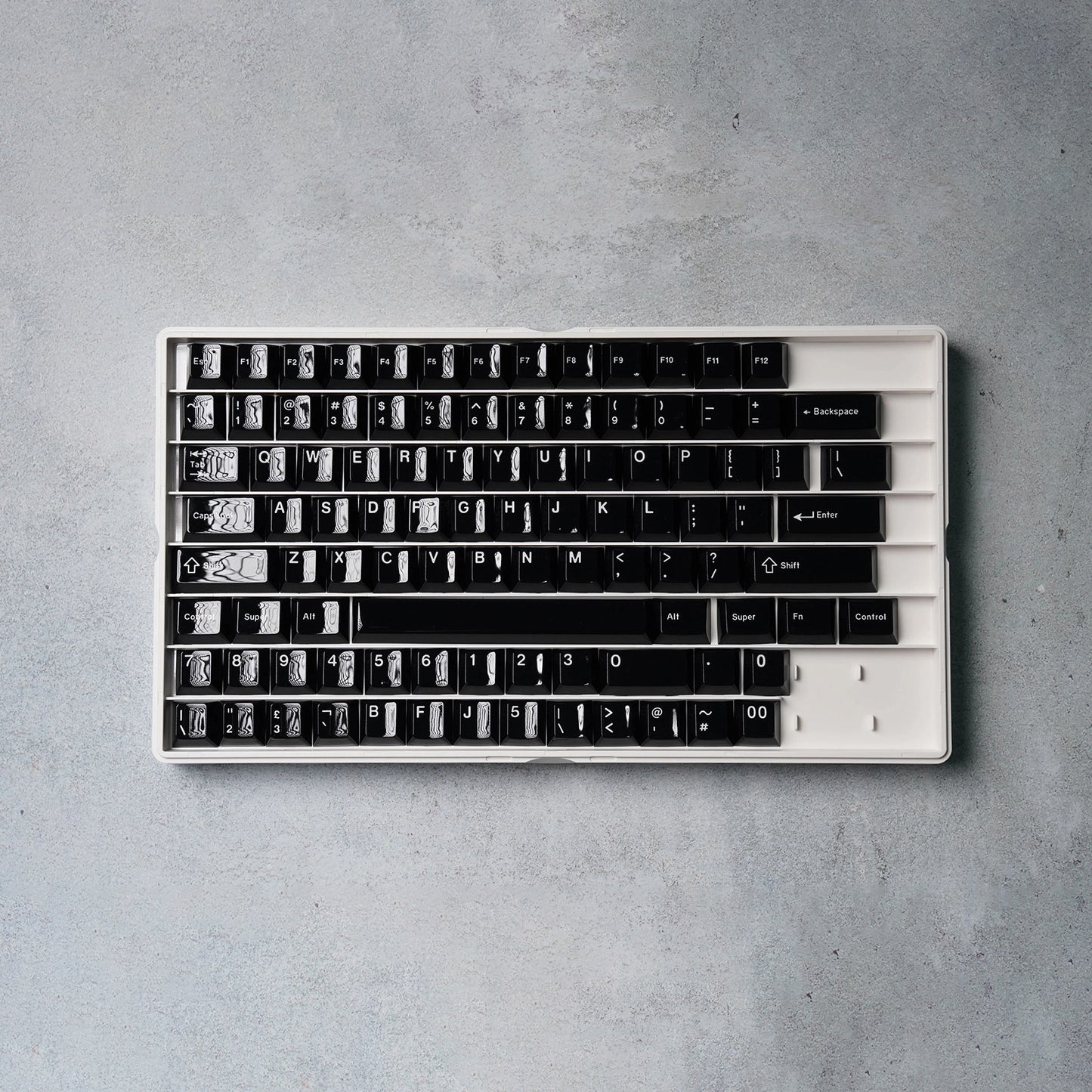 White on Black Shiny Keycap Set, Cherry Profile
