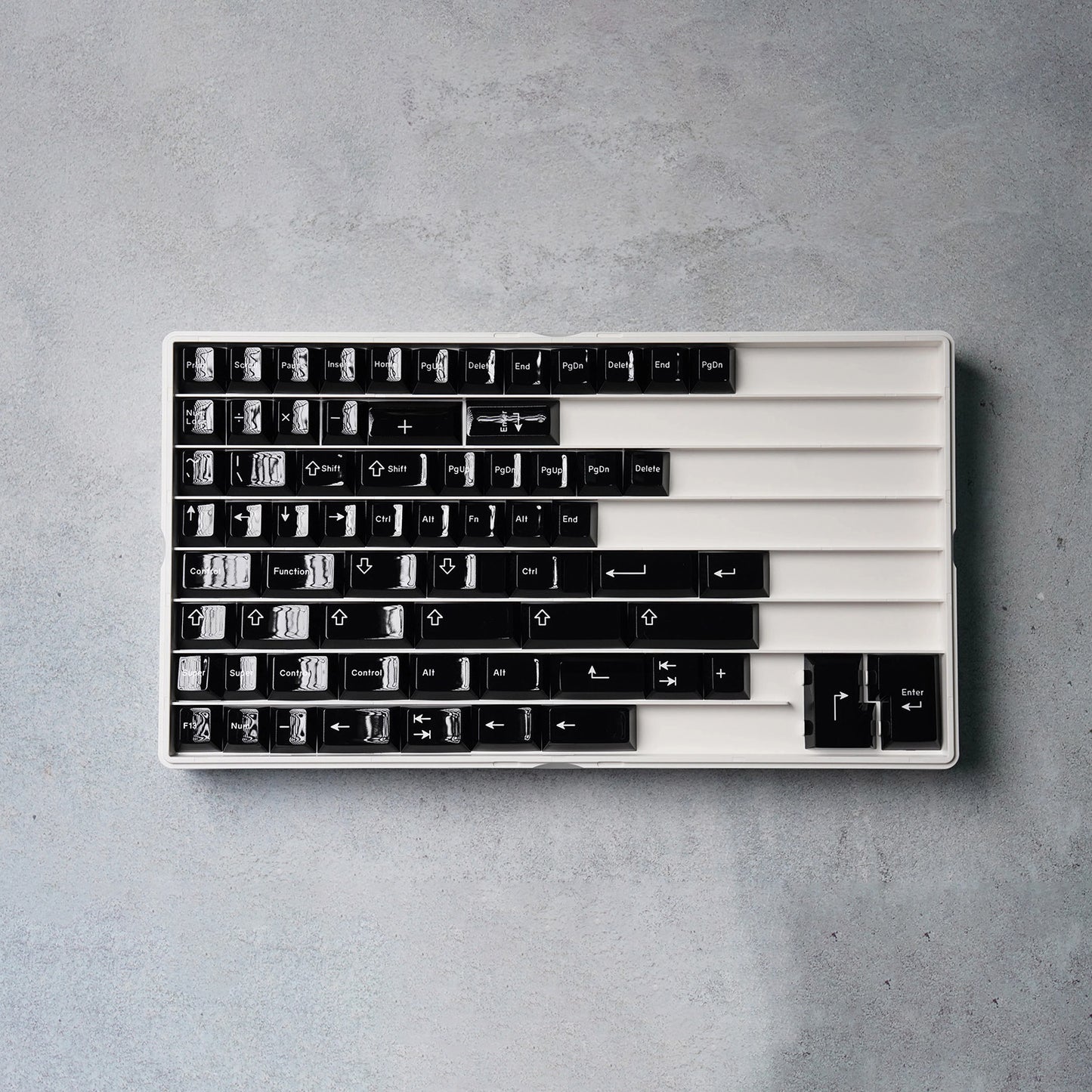 White on Black Shiny Keycap Set, Cherry Profile
