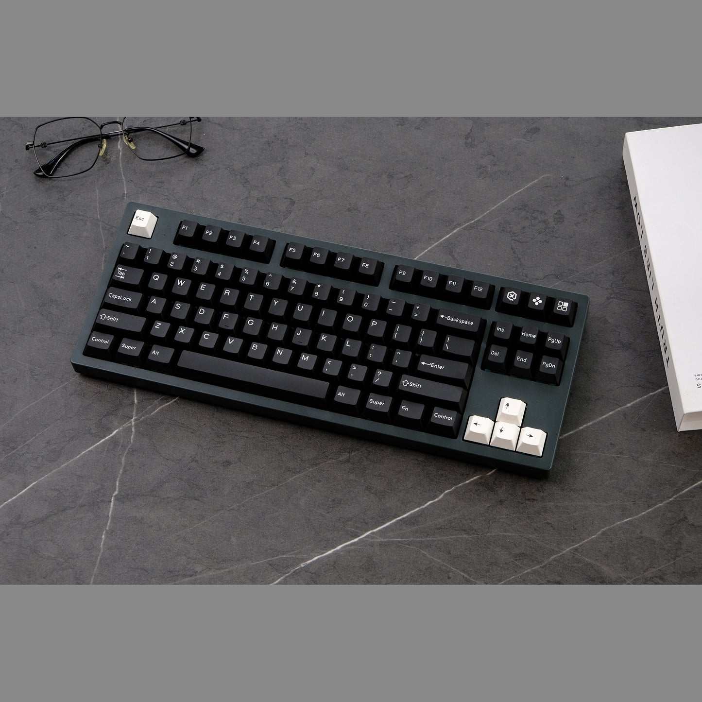 GMK WOB Keycap Set, Cherry Profile, Double Shot PBT Key Cap