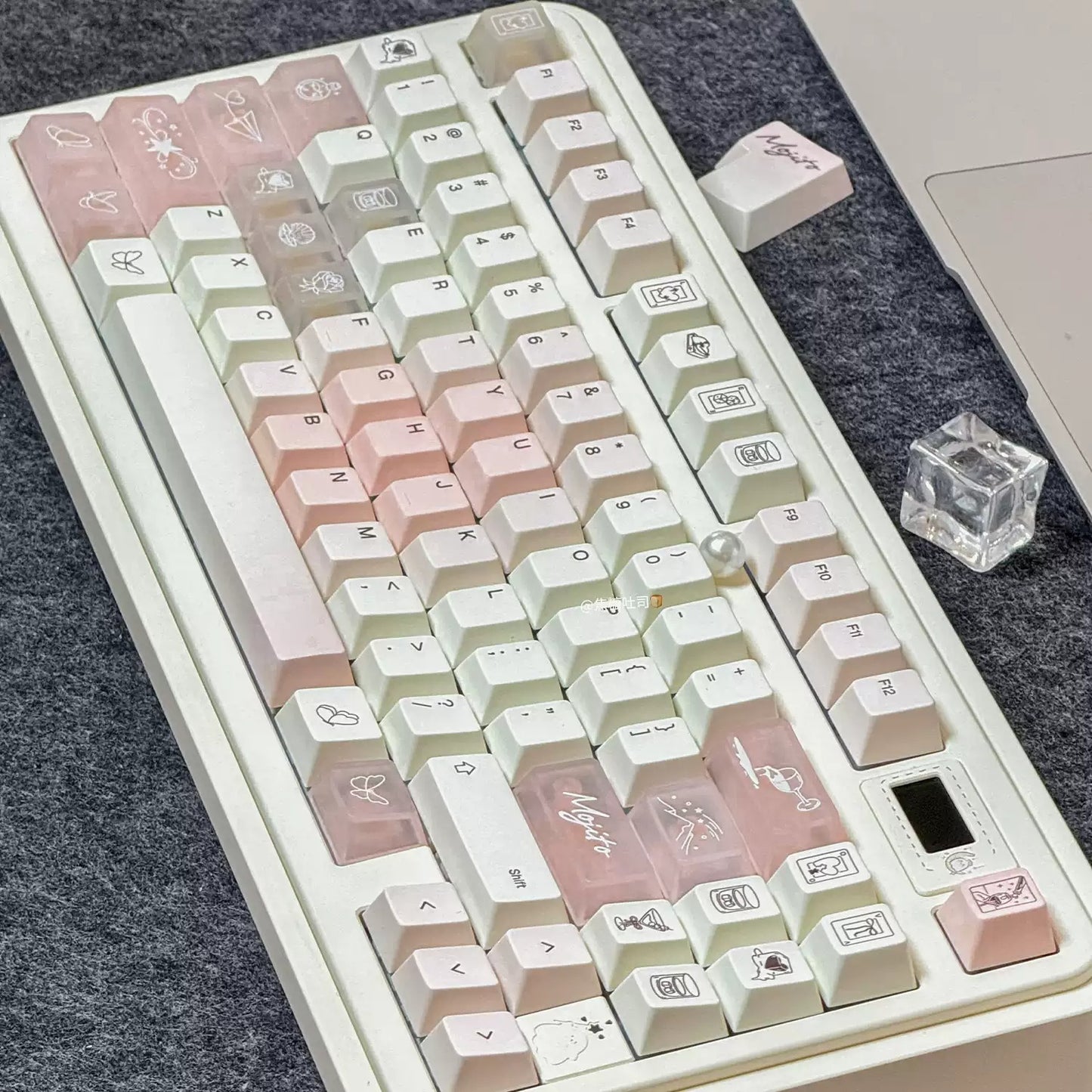White Peach Mojito Cute Keycap Set, Cherry Profile, Dye Sub PBT + PC