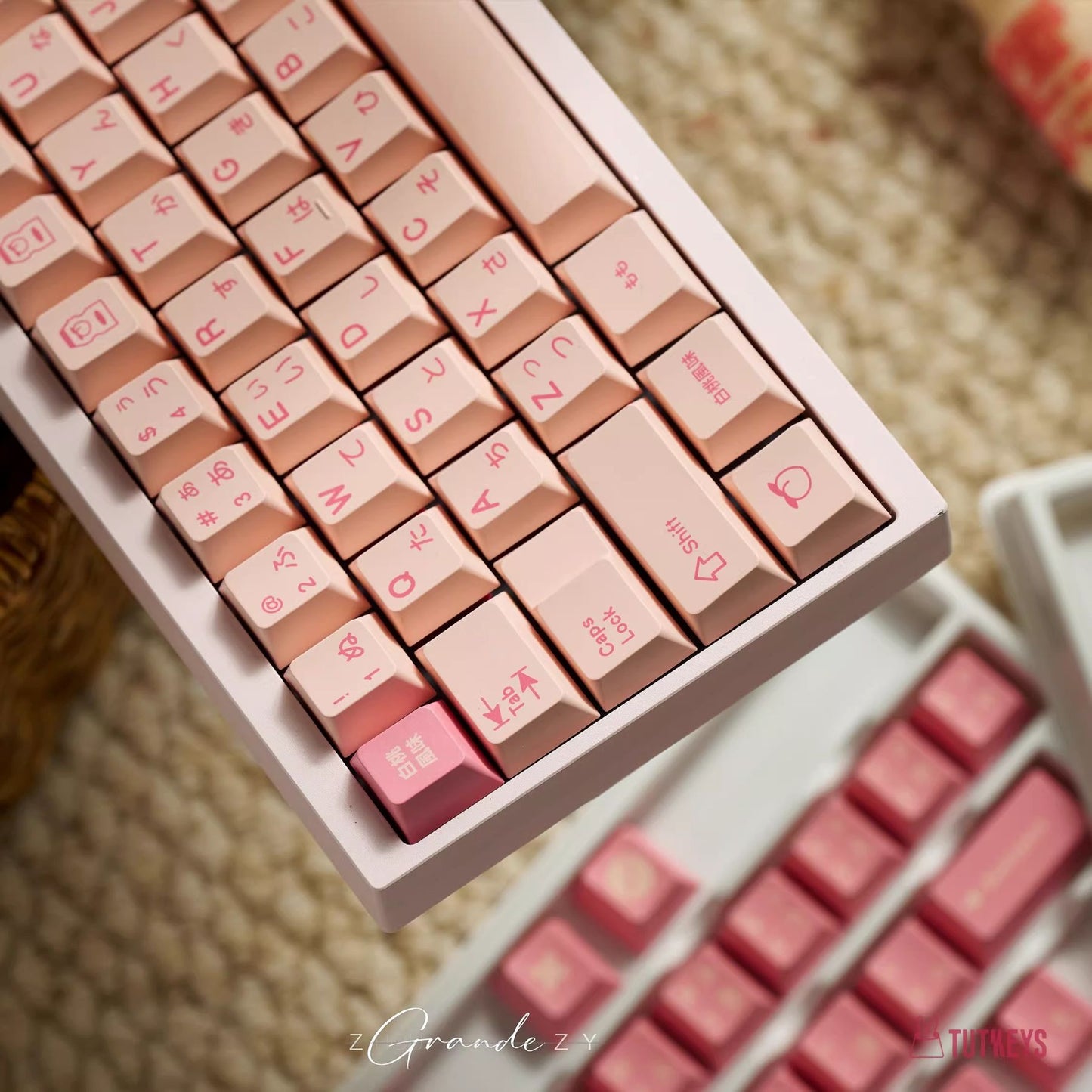 Yakeylt Pink Keycap Set, Cherry Profile, Dye Sub PBT Key Cap Set